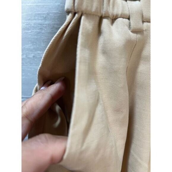 NEW Open Edit High Waisted Khaki Shorts Small - Picture 4 of 5